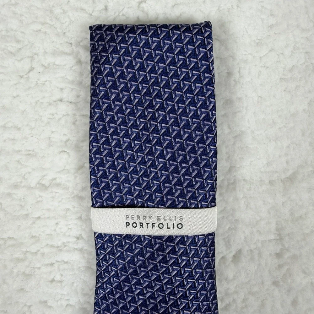 PERRY ELLIS Portfolio Men's 100% Polyester Tie ~ Mackin Geo ~ NEW MSRP: $55.00